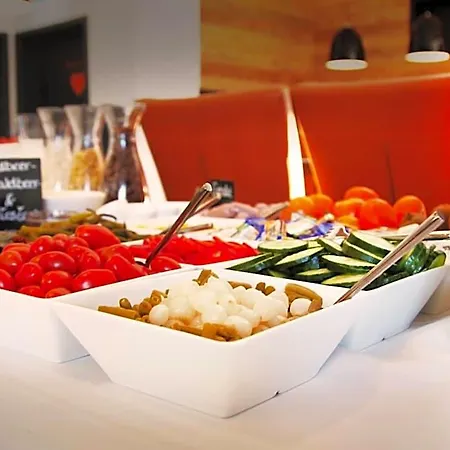 Juuls - Garni Hotel *