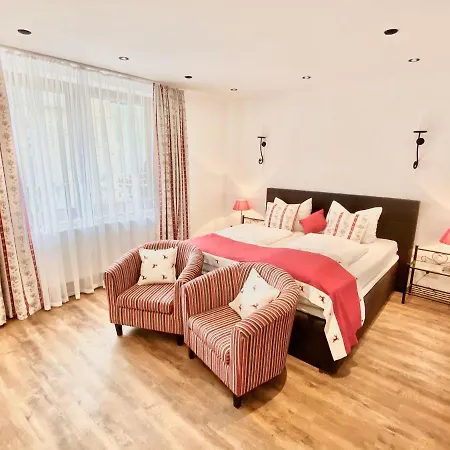 호텔 Juuls - Garni *