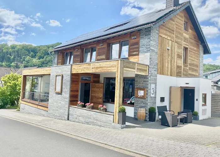 Juuls - Garni 호텔 *