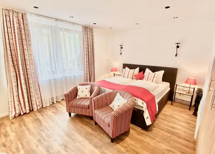 Hotel Juuls - Garni *