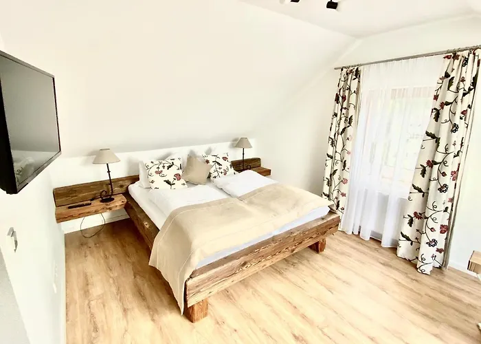 Hotel Juuls - Garni *